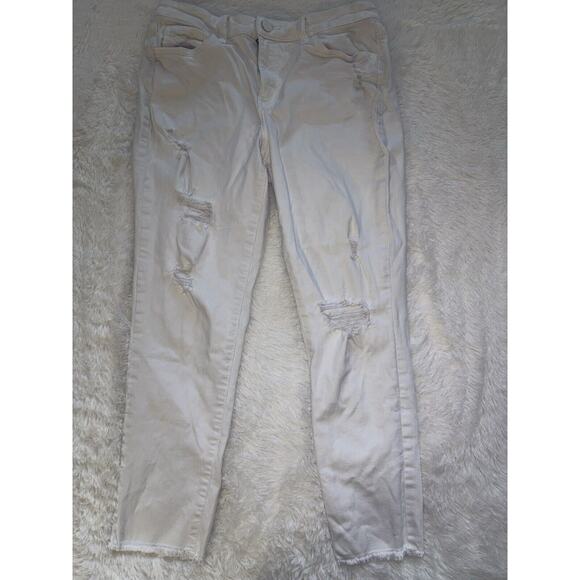So Sz. 11 30W “ High Rise Crop” White Ripped Jeans. Raw Hem. Cute, Comf - Picture 1 of 12